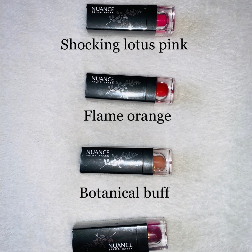 Lipstick - Picture 4 of 4
